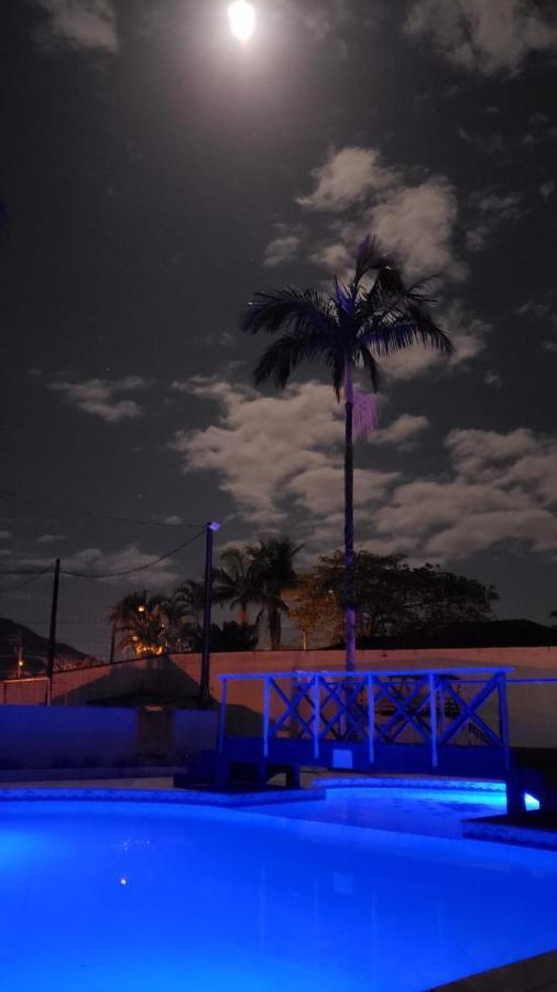 Hotel Clube Azul Do Mar Itanhaém Exterior foto